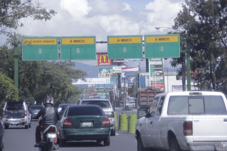 La calzada Roosevelt será uno de los puntos en los que se construirá un paso a desnivel. (Foto: Archivo/Soy502) 