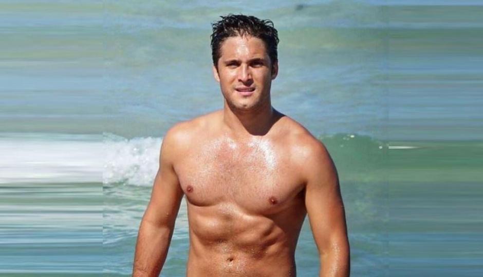 Diego Boneta regaló un taco de ojo a sus seguidoras. (Foto: Instagram) 