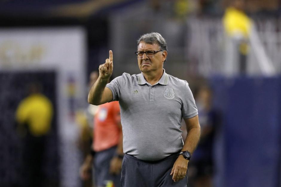 Gerardo Martino despotricó contra la organización de Concacaf para la designación de árbitros para la Copa Oro. (Foto: AFP)