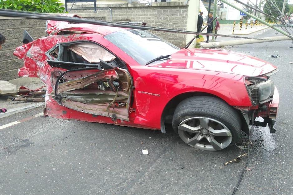 El conductor del automóvil permanece hospitalizado. (Foto: Amílcar Montejo)