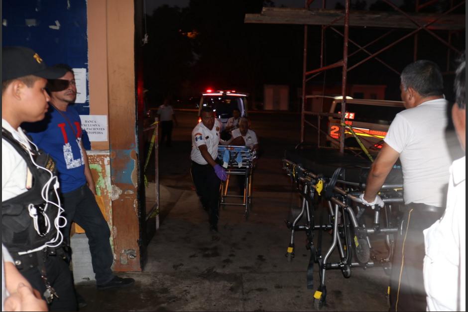Un ataque armado se produjo en la Calzada San Juan por Meta Mercado. (Foto: Bomberos Voluntarios) 
