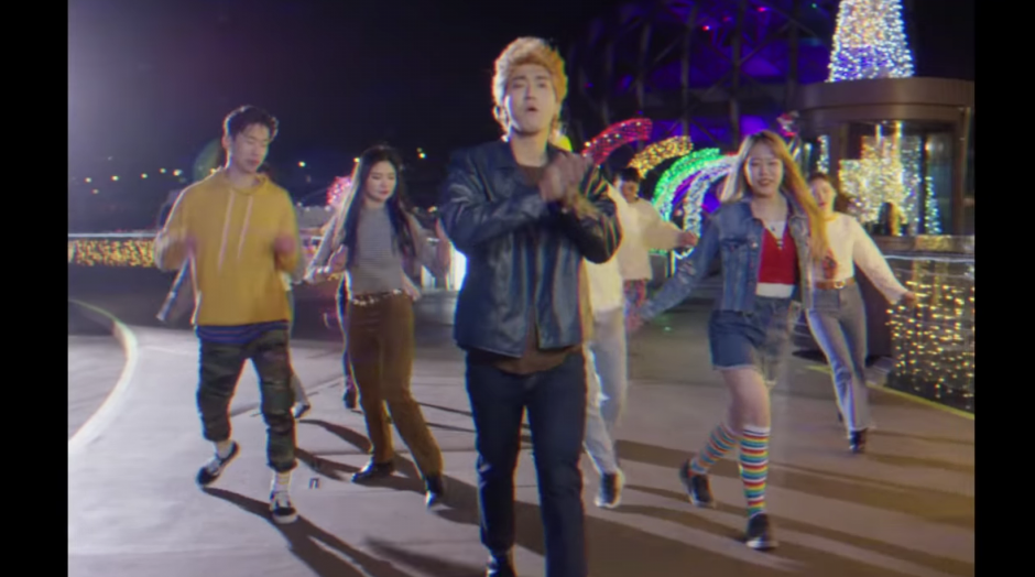 La agrupación interpretó una canción del famoso mexicano. (Foto: captura pantalla) 