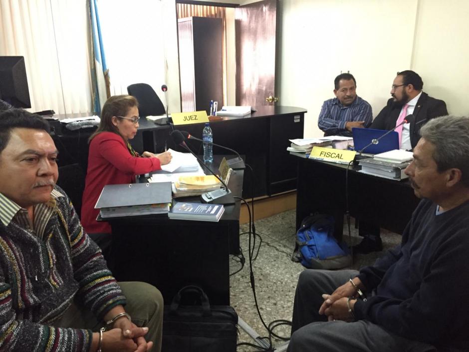 Mynor Roberto Cadenas del Cid y Andrés Gilberto Aguilar Hernández son los guardias de seguridad de la Usac que, según indicios del MP, dieron muerte al abogado José Fernando Álvarez Granados. (Foto: cortesía) 