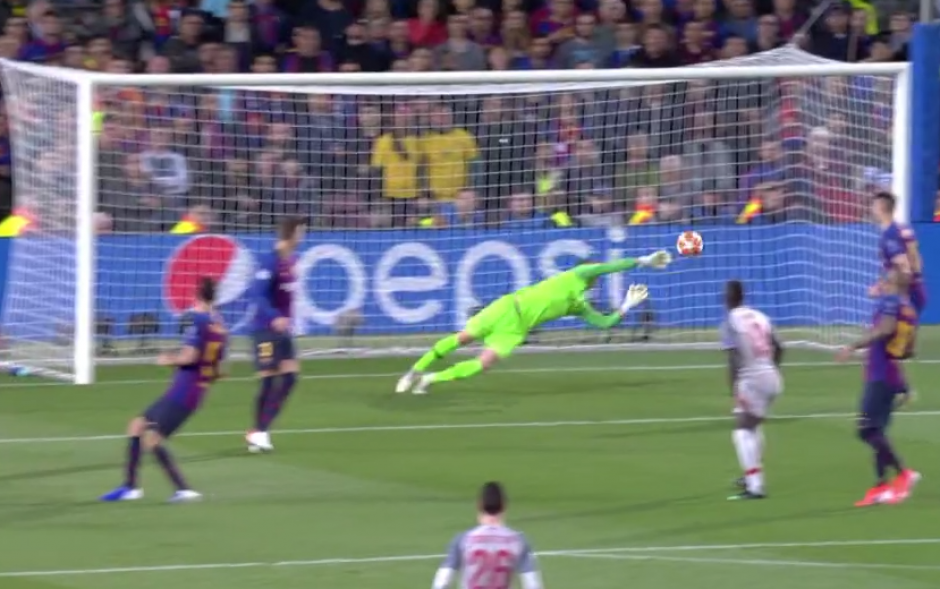 Ter Stegen fue vital para la victoria del Barcelona sobre el Liverpool. (Foto: Captura)