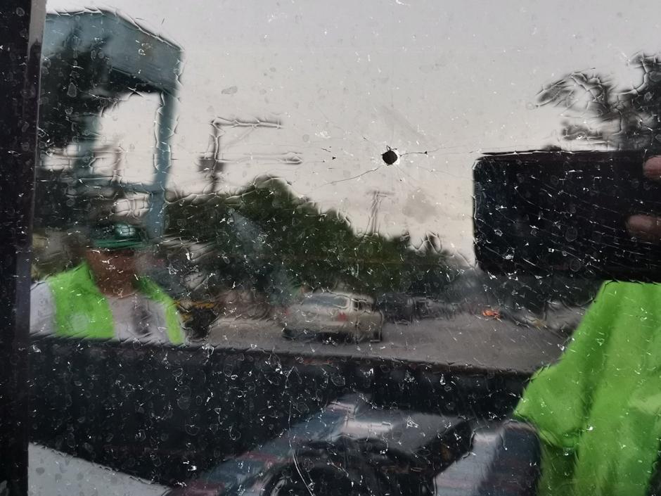 El candidato a diputado por la UNE denunció la intimidación. (Foto: Captura Twitter) 