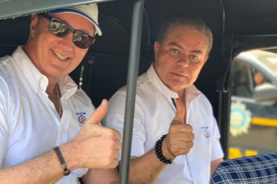 Ernesto Degenhart, hermano del ministro de Gobiernación, Enrique Degenhart, junto con Mario Estrada, expresidenciable de la UCN y señalado de tener vínculos con el cartel de Sinaloa. (Foto: José Antonio Castro)