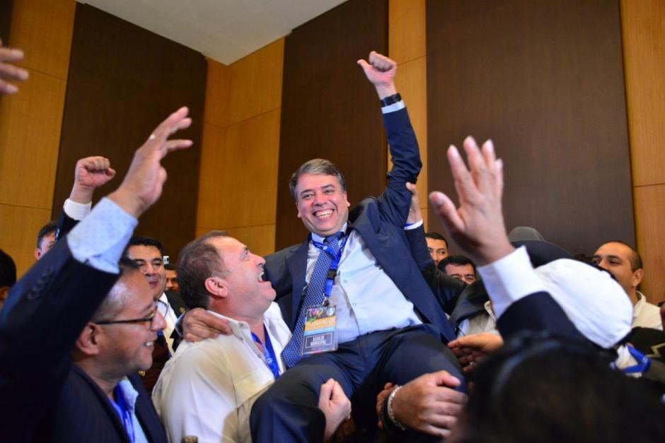 Edwin Escobar asegura que aún tiene finiquito y que aparecerá en la papeleta. (Foto: Archivo/Soy502)