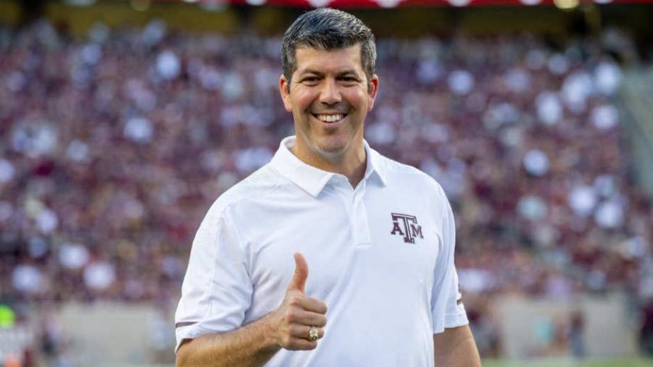 La voz de Fernando es reconocida en ESPN y el videojuego de FIFA. (Foto: Twitter/Fernando Palomo) 