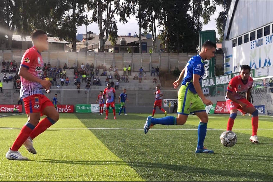 Deportivo Mixco sumó su tercer empate en el estadio Santo Domingo de Guzmán. (Foto: Mixco)