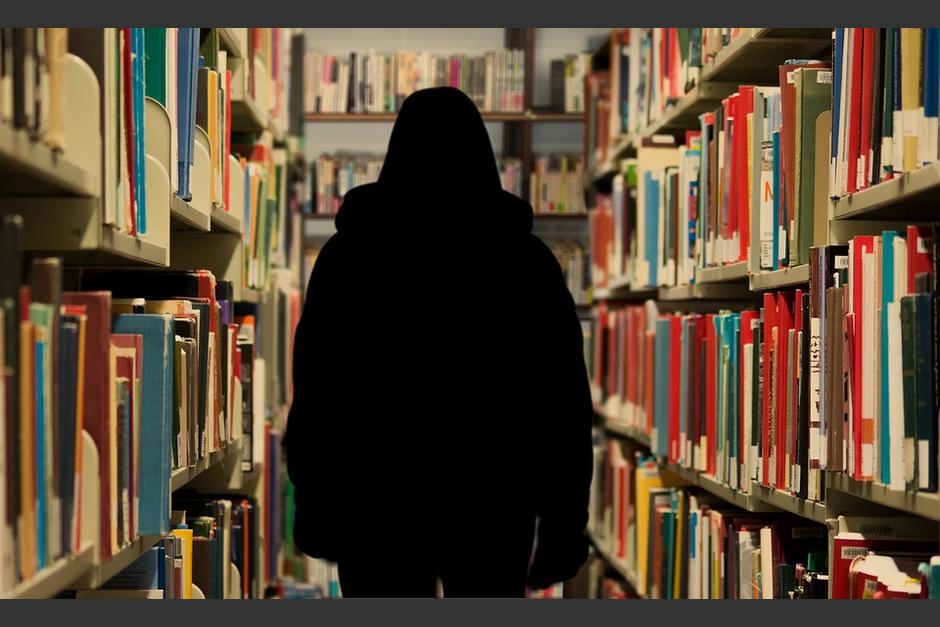 La joven narró que estaba con cuatro compañeros cuando ocurrió. (Foto: PIxabay) 