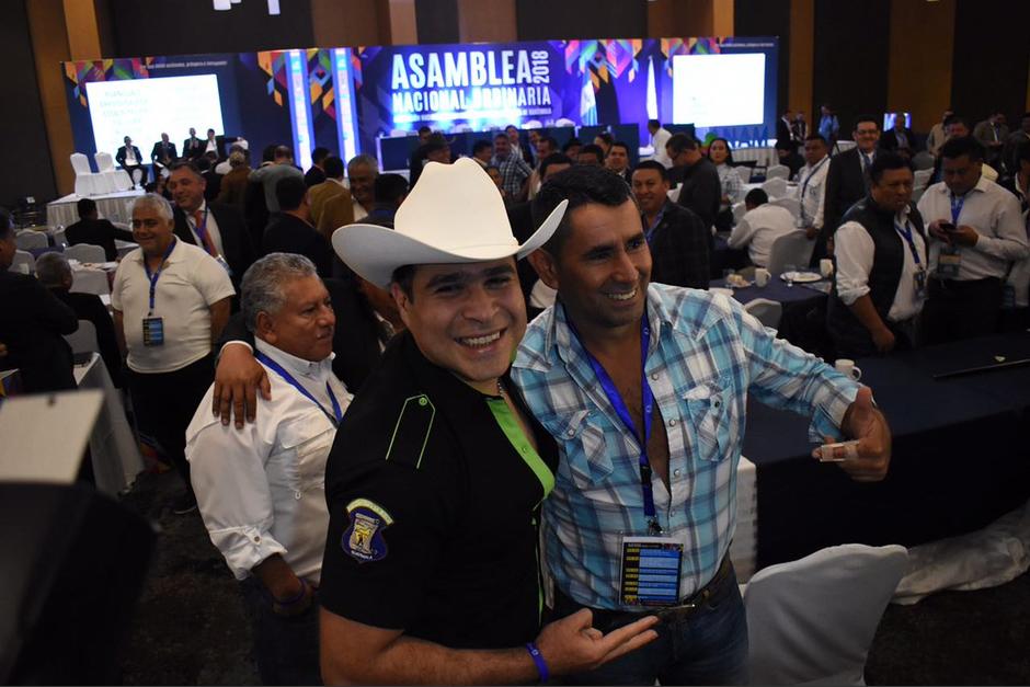 Tres quiebres le pregunta a Neto Bran si tiene miedo de boxear contra él. (Foto: Archivo)