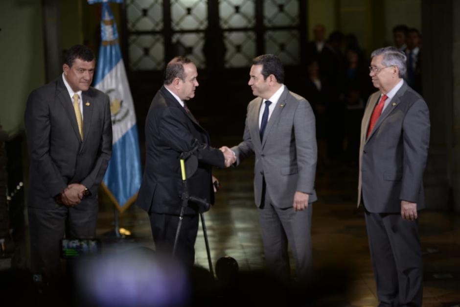 Hace un mes, Jimmy Morales le prometió al presidente Electo Alejandro Giammattei que lo incluiría en las negociaciones con EE.UU. (Foto: Archivo/Soy502)