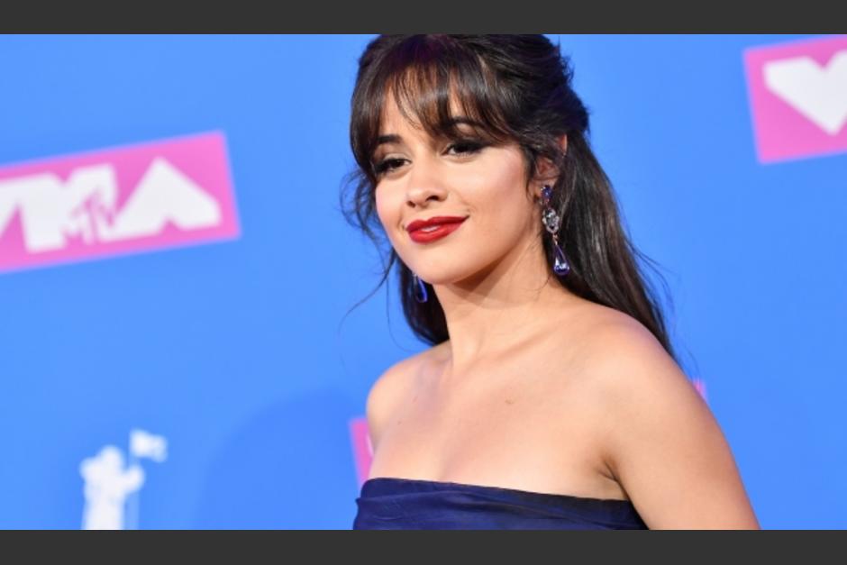 Camila Cabello sorprendió con sensuales leggins. (Foto: AFP) 