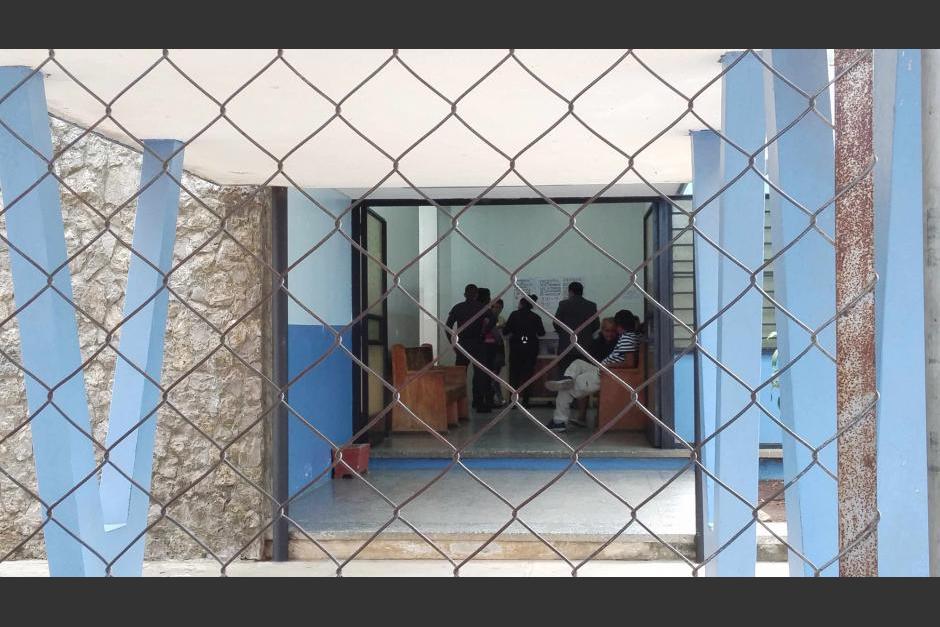 El MSPAS acudió al Hospital de Salud Mental Dr. Federido Mora para internar a pacientes positivos con Covid-19 que tienen problemas siquiátricos. (Foto: Archivo/Soy502)