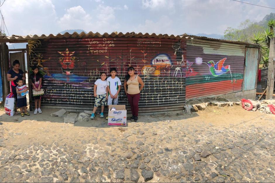 La asociación Los Patojos ha iniciado una campaña de ayuda social a familias en varios sectores de Jocotenango. (Foto: Los Patojos)