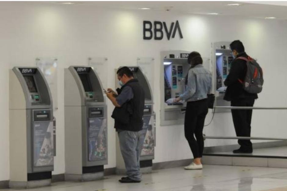 En cajeros automáticos de México se retira en moneda local, los depósitos efectuados en quetzales desde Guatemala. (Foto: El Sol de México) 