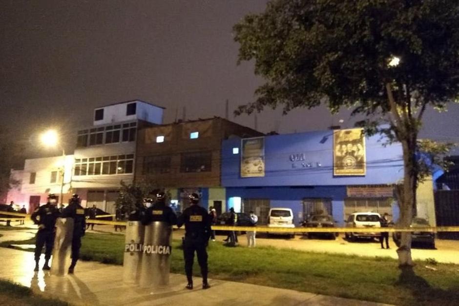 Las autoridades allanaron el lugar luego de recibir denuncias de una fiesta clandestina. (Foto: Comercio.pe) 