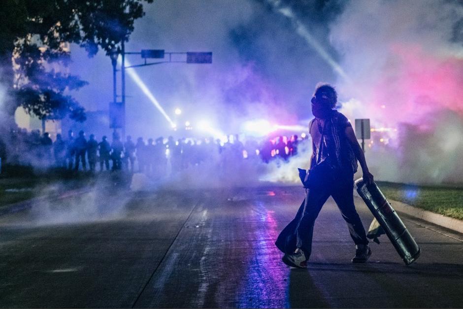 Las protestas se han intensificado luego de la muerte de otro hombre afrodescendiente. (Foto: AFP) 
