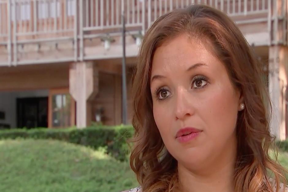 A Mariela, la madre biológica, le dijeron que su hija había fallecido en el hospital, pero en realidad había sido robada. (Foto: Telemundo)