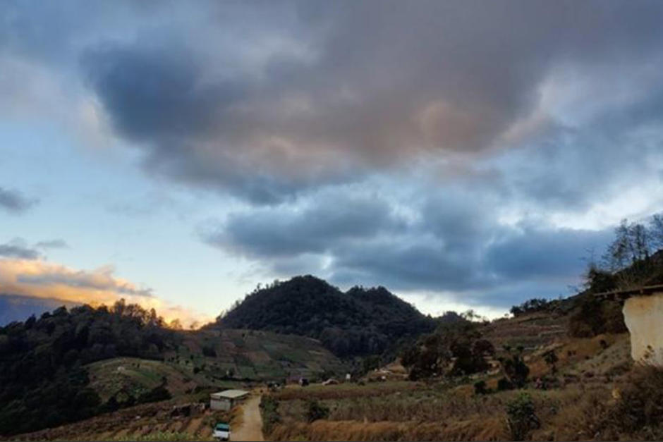Los paramédicos fueron informados sobre varias personas desaparecidas el fin de semana. (Foto: Stereo100) 