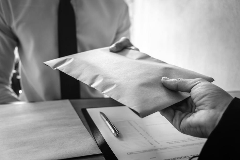 Una de las denuncias es por un caso relacionado a familiares del exdirector de Caminos (Imagen con fines ilustrativos. Foto: Shutterstock)