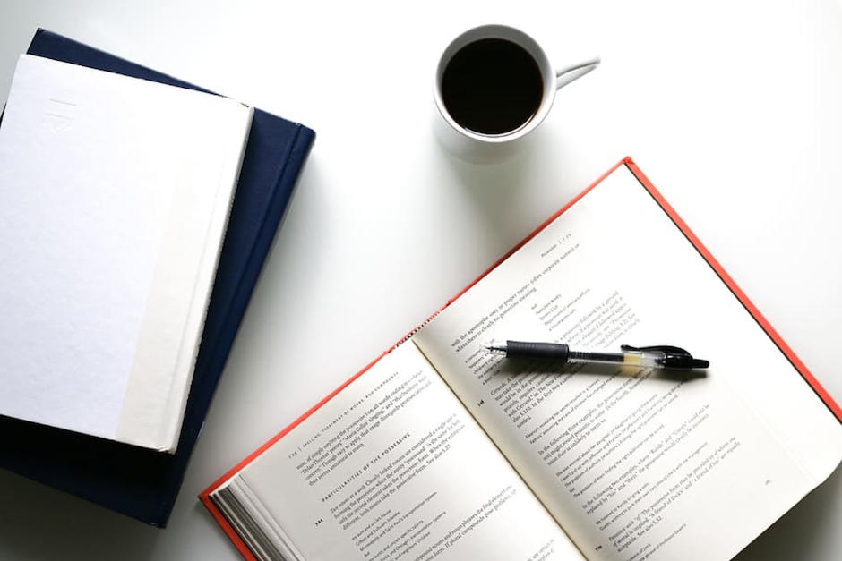 Las historias de estos empresarios guatemaltecos plasmadas en un libro, te inspirarán. (Foto: Piqsels)