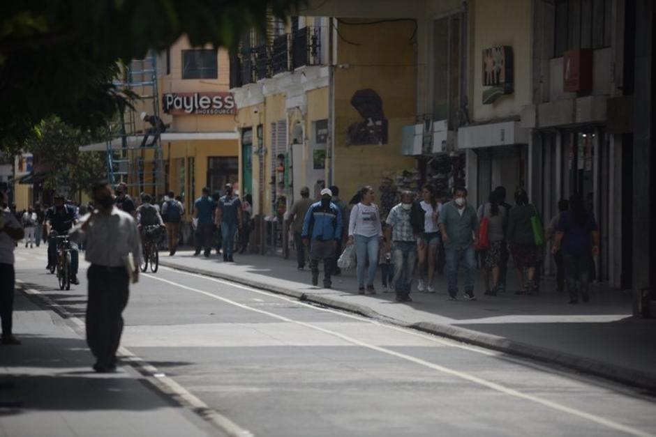 El Ministerio de Salud teme un alza en los contagios por las reuniones de la época navideña. (Foto: Archivo/Soy502)