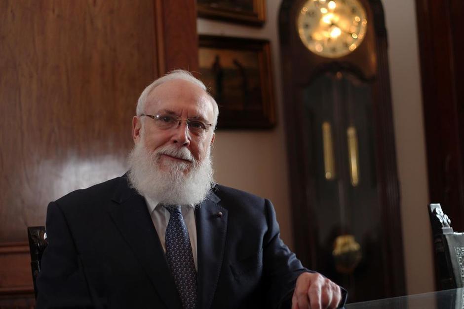 El embajador de Guatemala ante el Reino Unido, Acisclo Valladares Molina, gozaba de permiso especial desde 2011. (Foto: Archivo/Soy502)