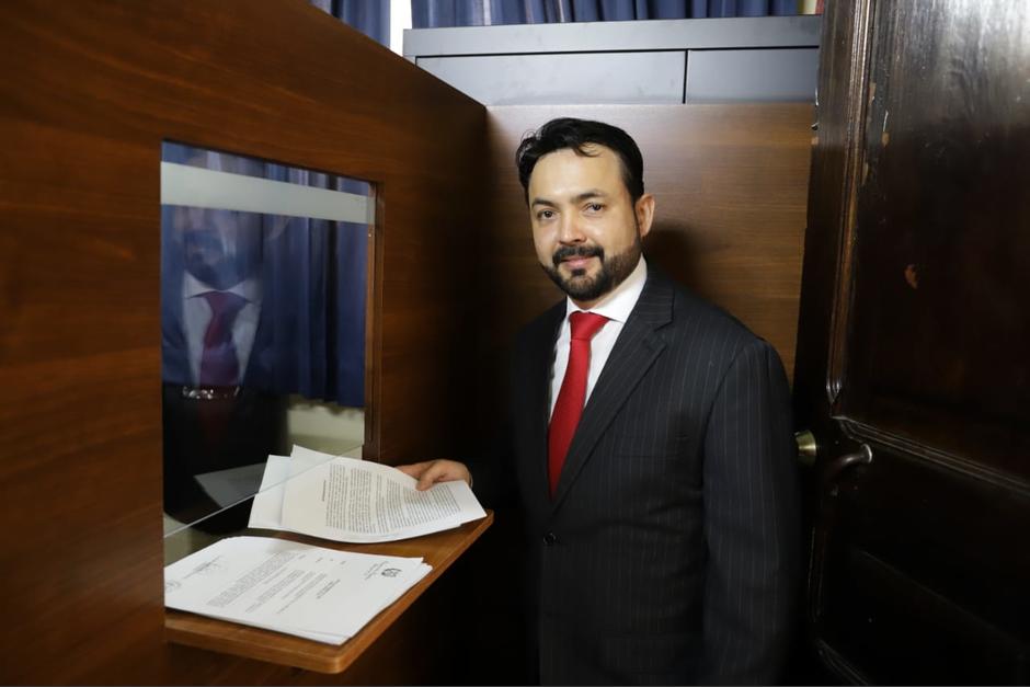 Rivera también presentó una iniciativa de ley para fomentar la tecnología en los establecimientos educativos públicos. (Foto: Congreso)