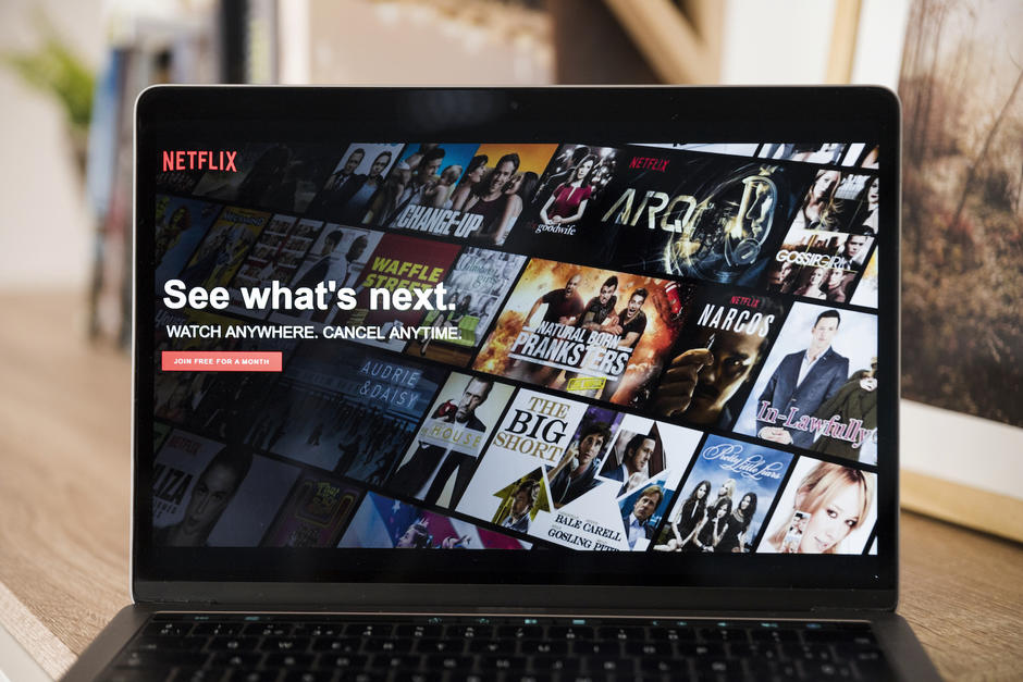 Con estos pasos podrás conocer todo el catálogo que te llevará al contenido completo de Netflix. (Foto: Freepik)