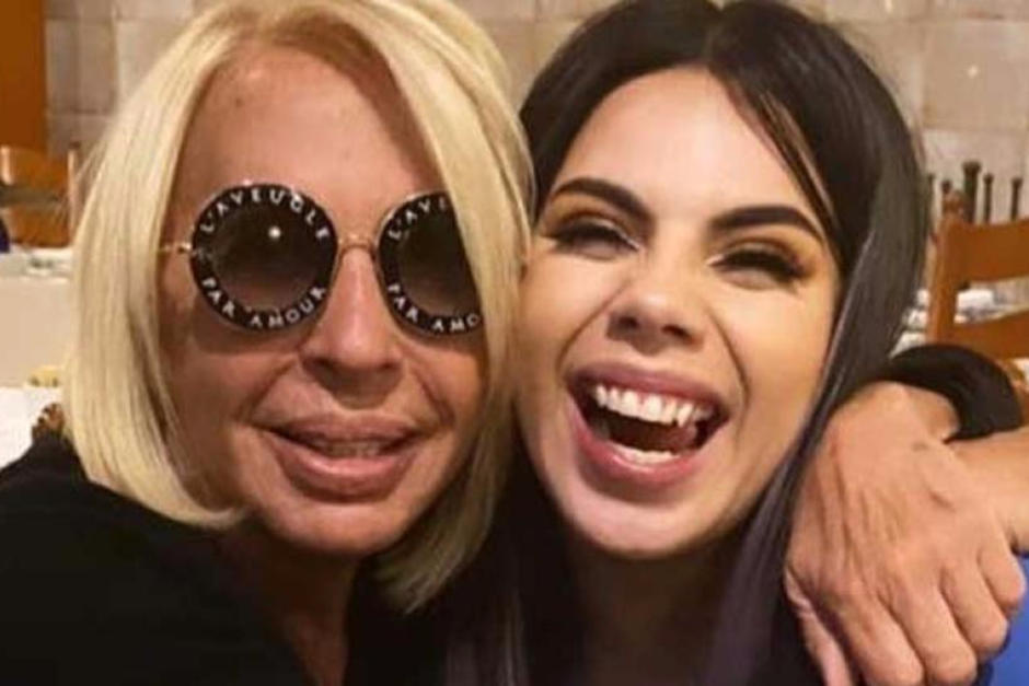 Laura Bozzo y Lizbeth Rodriguez preparan algo juntas. (Foto: Instagram) 