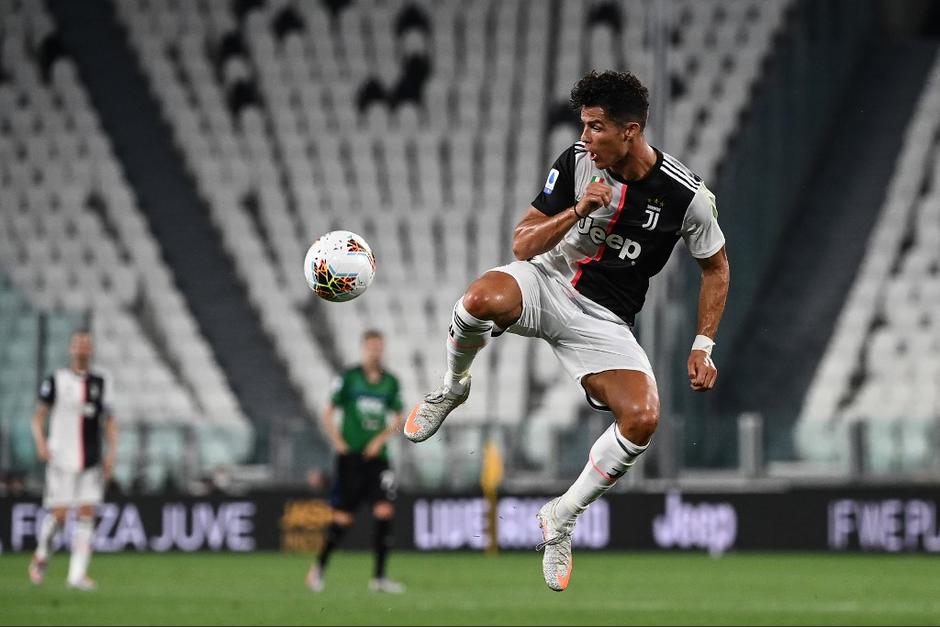 El portugués no pudo brillar en el juego contra el Sassuolo y estuvo a punto de irse a las duchas antes de tiempo. (Foto: AFP)