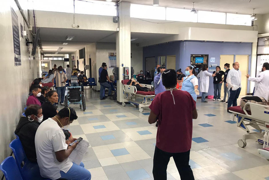 El viceministro Francisco José Coma aseguró que los hospitales están abastecidos, pero hay medicamentos para el Covid-19 que están agotados. (Foto: Archivo/Soy502)