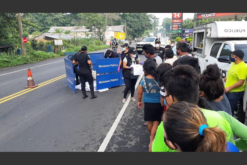 Por el impacto, una mujer falleció en la cinta asfáltica. (Foto: Stereo100 Noticias)