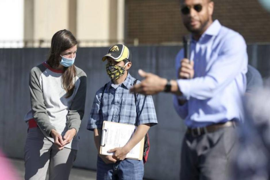 Ciudadanos de Iowa se manifestaron para pedir que padre e hijo no fueran deportados (Foto: The Gazzette)
