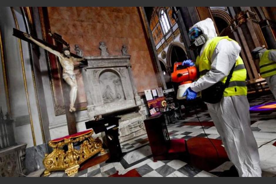 El número de muertos y contagiados se disparó en Italia que ya es el segundo país con más víctimas por el covid-19. (Foto: AFP)