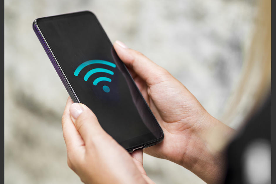 La empresa busca apoyar a la población con acceso a la red para que puedan seguir sus trabajos, estudios y entretenimiento. (Foto: Freepik)