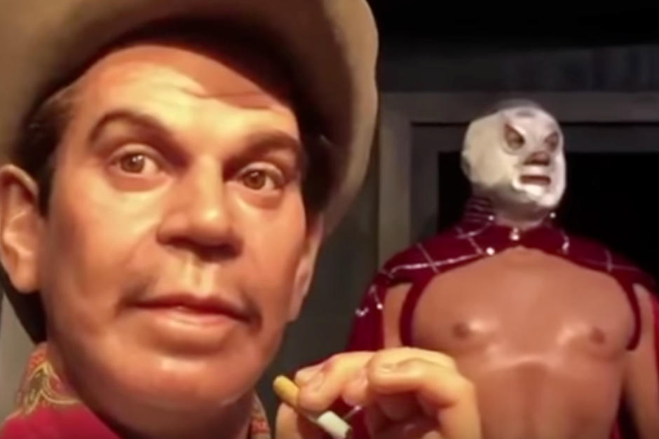 La estatua de cera de "El Santo" se movió y causó terror entre los internautas. (Foto: captura de pantalla/Julian Cavalero)