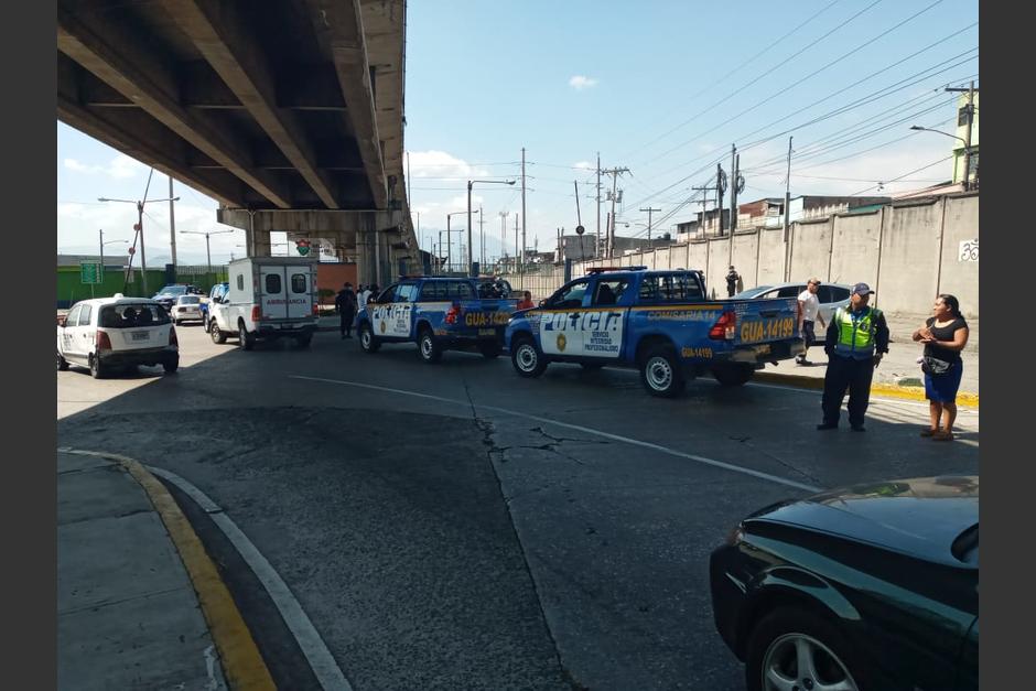 Las autoridades verifican la salud de los inmigrantes. (Foto: TVN) 