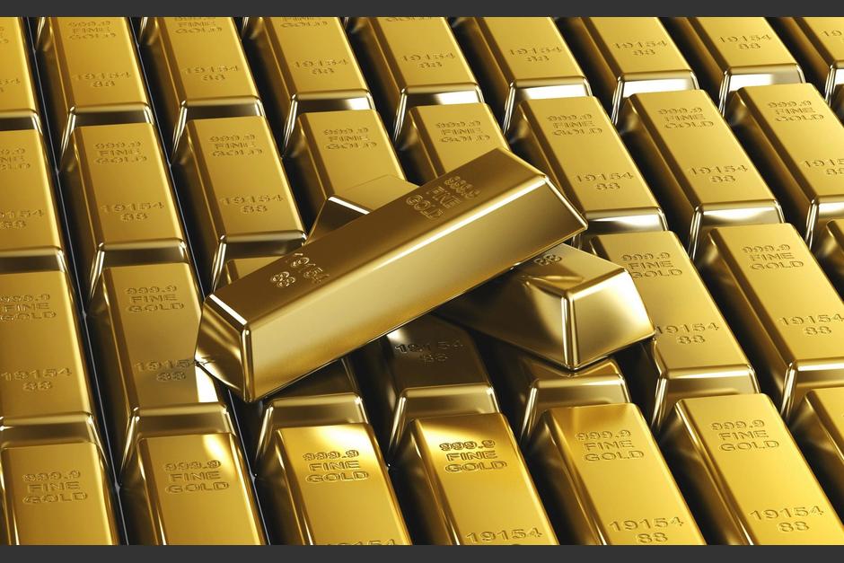 Los lingotes de oro estaban envueltos en sábanas. Al principio se pensó que eran adornos, pero luego se descubrió que era un tesoro. (Foto: Ev TV)