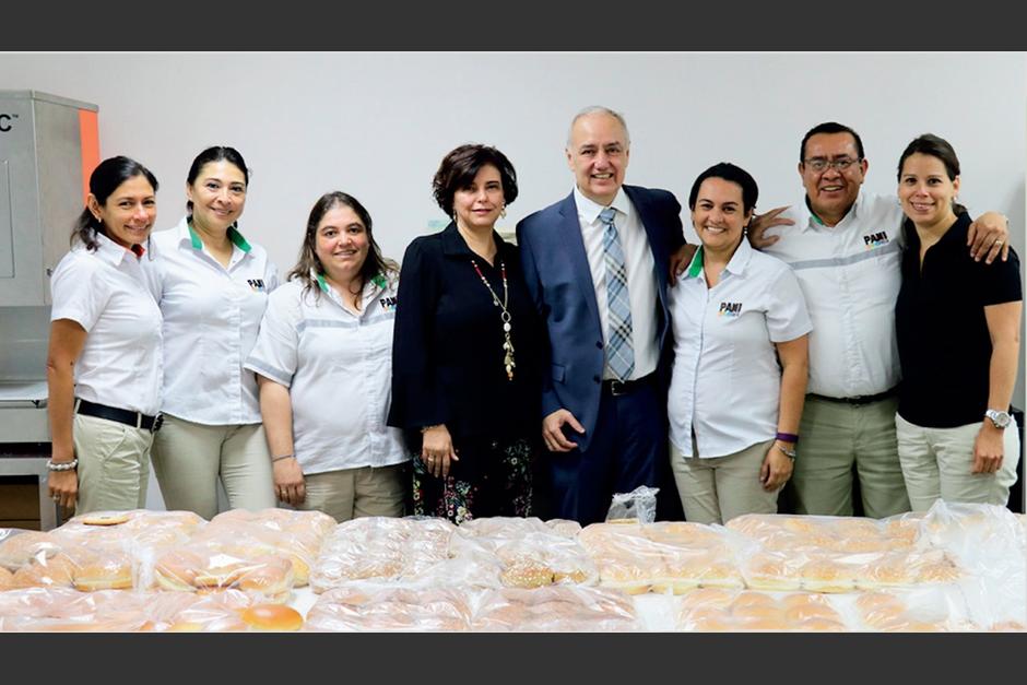 Como otros empresarios, Connie de Paiz y su equipo han respondido a la pandemia reforzando las ventas a través de la entrega a domicilio. (Foto: Cortesía Connie de Paiz/Panifresh)