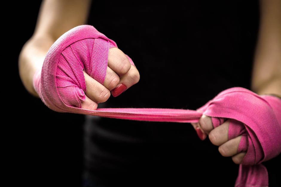 El robo ocurrió cuando la mujer salió de trabajar y el ladrón le arrebató el dispositivo de las manos. (Foto: Shutterstock).