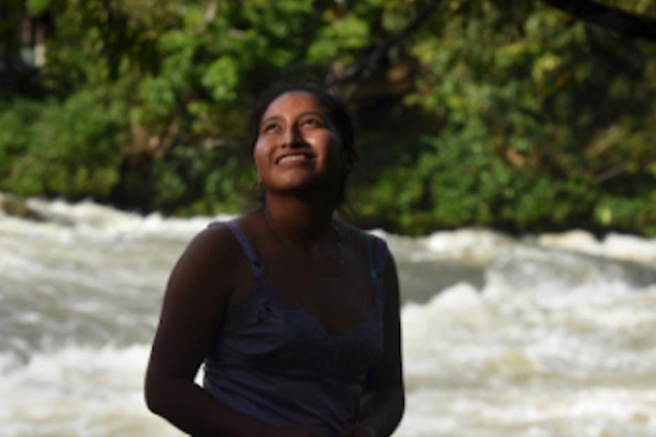 Mayra Lineth Pop Maquín es la guatemalteca que luchó judicialmente para que sus padres no la casaran a los 14 años. (Foto: Diario El País) 