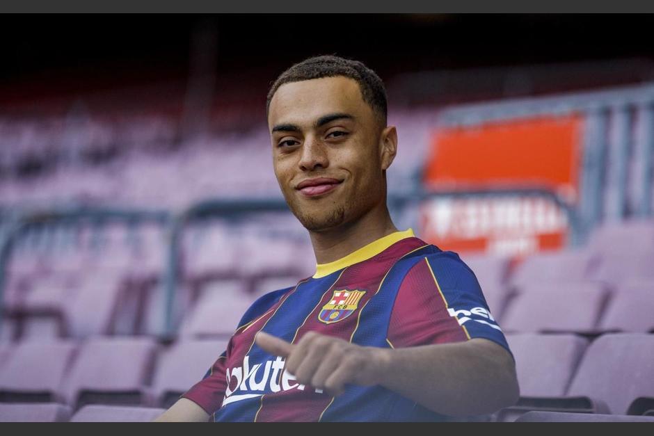 El lateral será presentado este viernes. (Foto: FCB) 