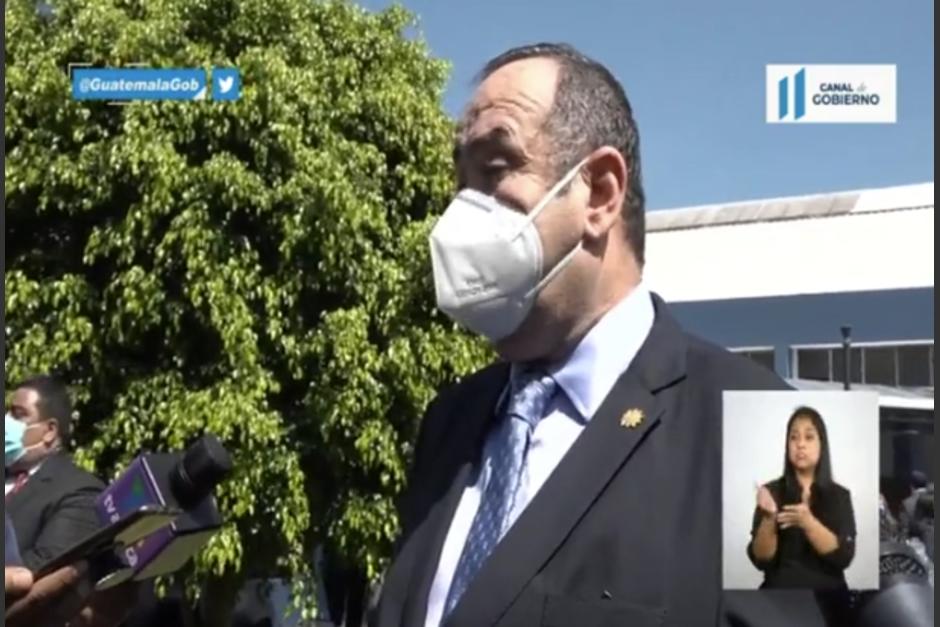 El presidente Alejandro Giammattei reapareció en público luego de padecer del Covid-19. (Foto: Captura de pantalla)