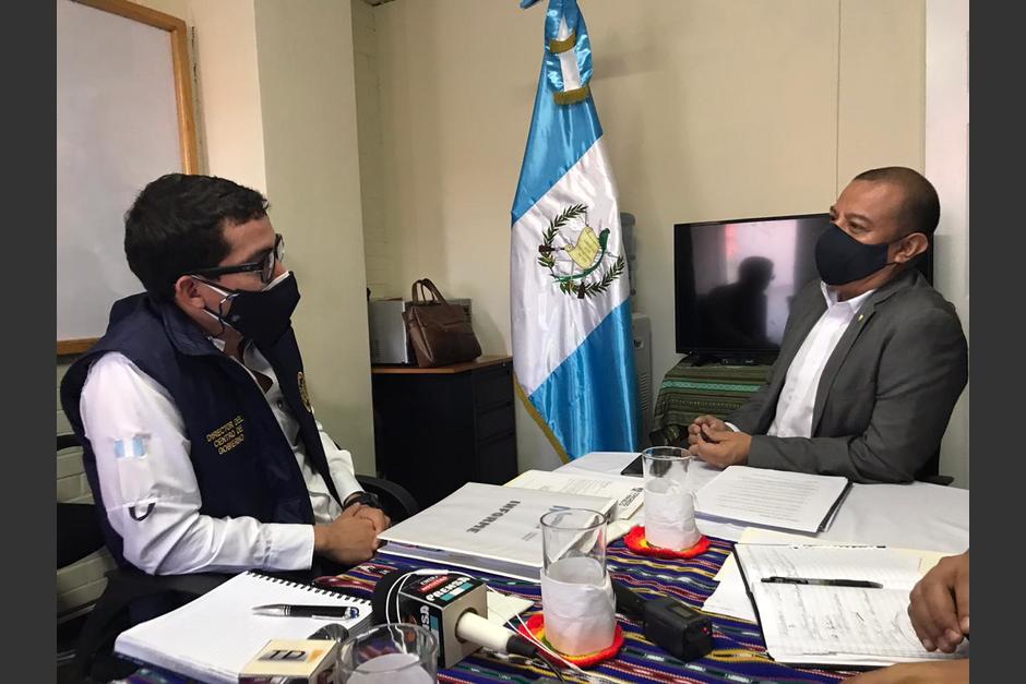 El partido Winaq le llamó la atención a Dávila por esta reunión. (Foto: cortesía José Castro)