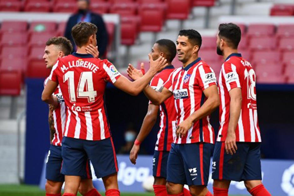 Suárez anotó dos goles frente al Granada (Fotografía AFP)