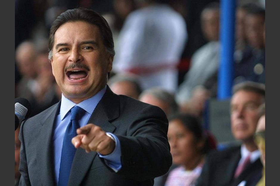 El expresidente Alfonso Portillo fue grabado cuando cocinaba para su familia. (Foto: Archivo/Soy502)