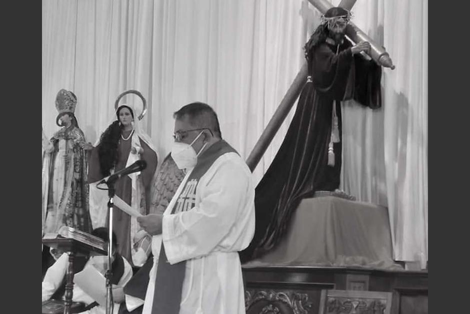 El sacerdote Manuel Aldana falleció a causa del covid-19. (Foto: Twitter)