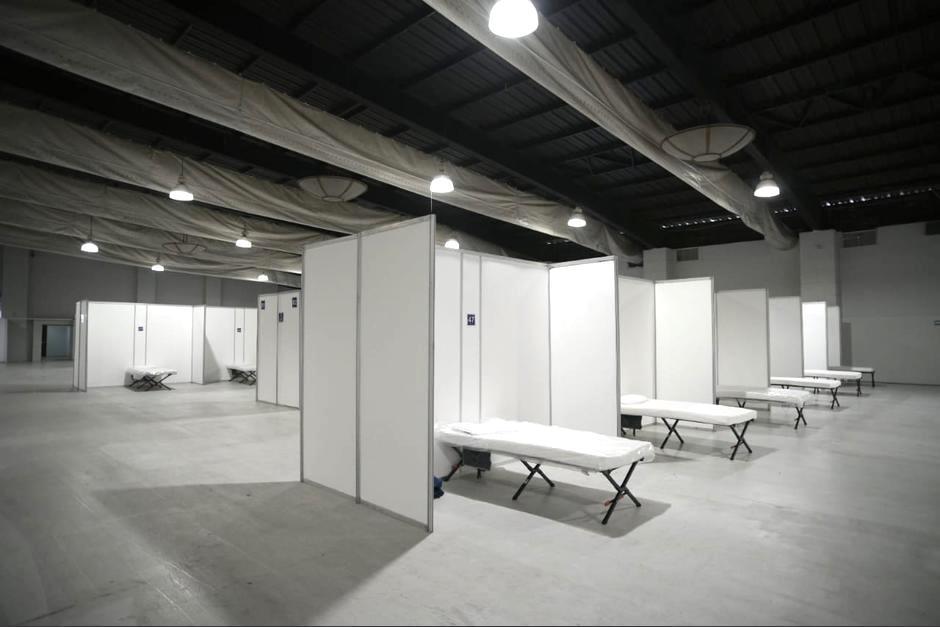 Desde que inició la pandemia, el Gobierno instaló cinco hospitales temporales y ahora busca comprar cinco móviles. (Foto: Archivo/Soy502)